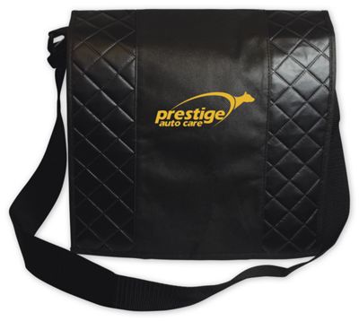 Charlestown Messenger Shoulder Bag 109534