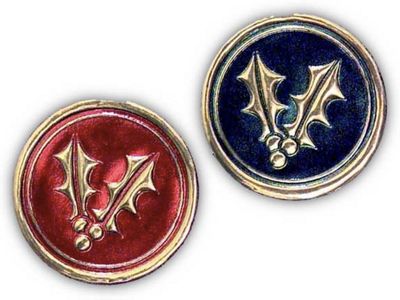 Round Red and Green Holly Envelope Seal H1114